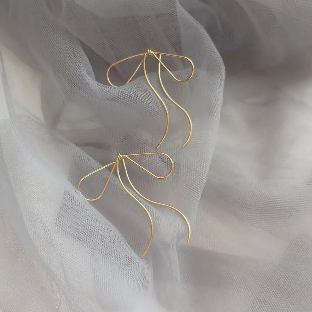 “Paris” Minimalist Thin Bow Dainty Knot Cute Birthday/Gift/Babyshower Earrings - Picture 11 of 12
